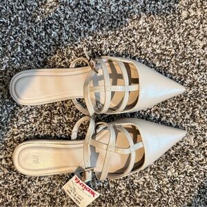 Stylish White Strappy Women's Shoes